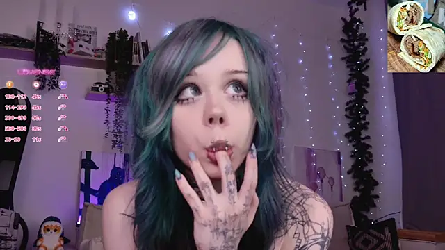 Lollyshy live sex cam