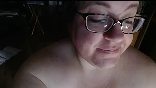 Suzys_Secrets's cam snapshot