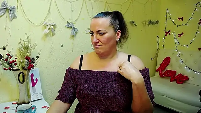 DianaMGG live sex cam