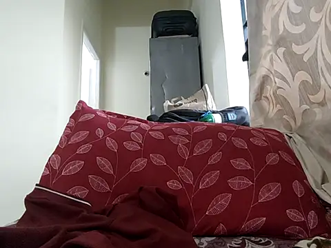 Bnglrmallu_aachujos's cam snapshot