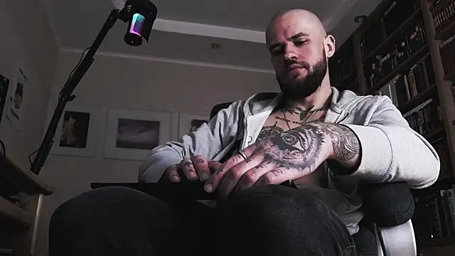 FindomJason's cam snapshot