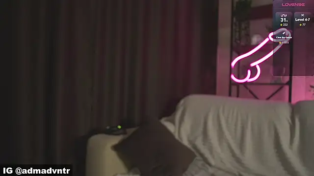 Rus_adventure7's cam snapshot