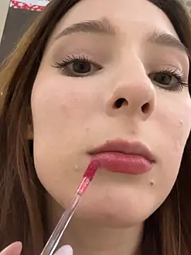 LilluKatten live sex cam