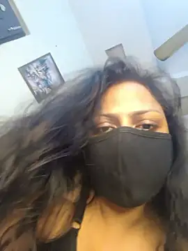 Spicynitya_ncr's cam snapshot