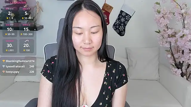 Inari_Okami_'s cam snapshot