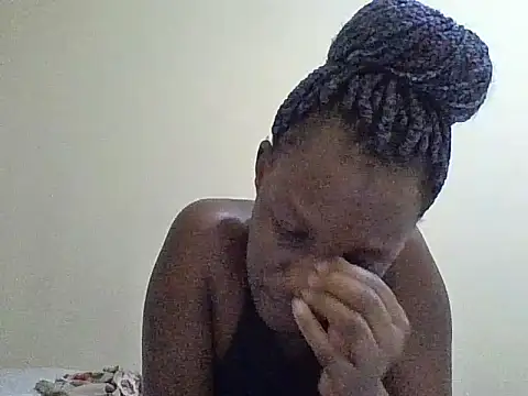 SimplyHer's cam snapshot