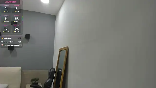 selena_monroy's cam snapshot