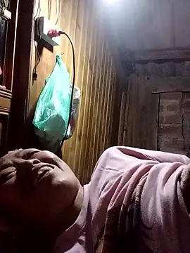 Agnes-baby's cam snapshot