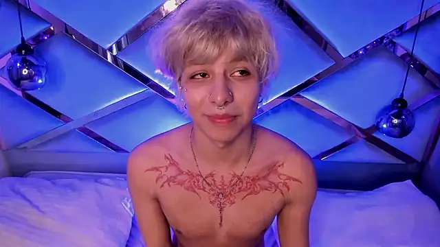 OliIverr22 live sex cam