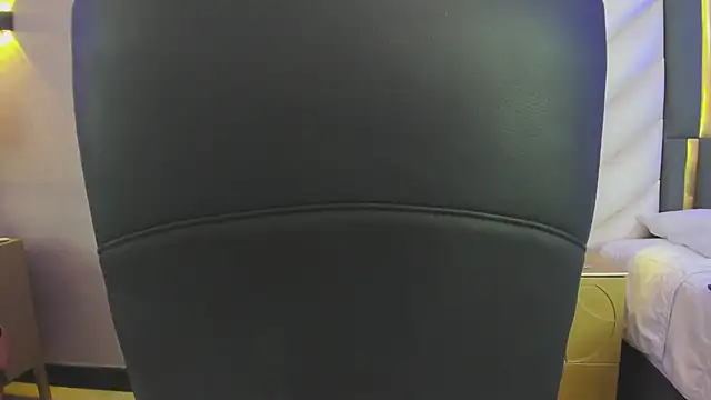 ChloeHarper_ live sex cam