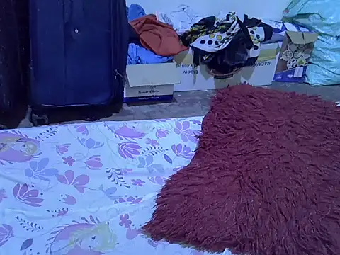 Adaline-Paris's cam snapshot