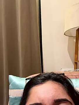 desitease's cam snapshot