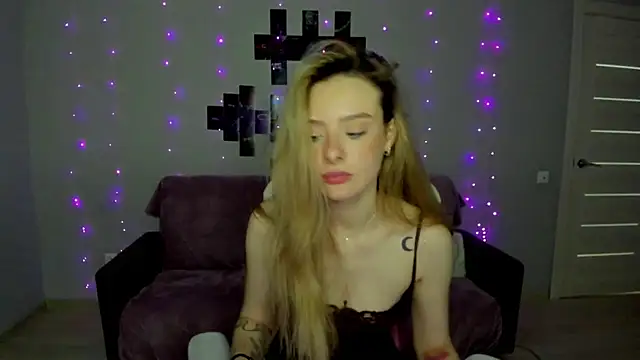 Suzie_Q69's cam snapshot