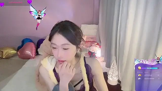 Fayebae_11's cam snapshot