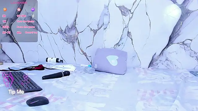 LicyStark's cam snapshot