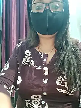 Aishwaryaa_69's cam snapshot