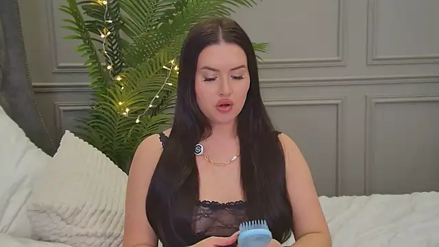 TrishaWinslet live sex cam