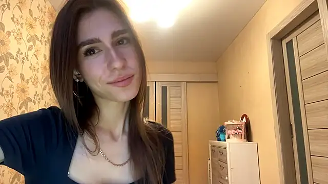 ElsieKuhlmann live sex cam