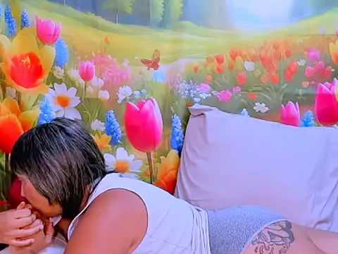 indianroxy live sex cam