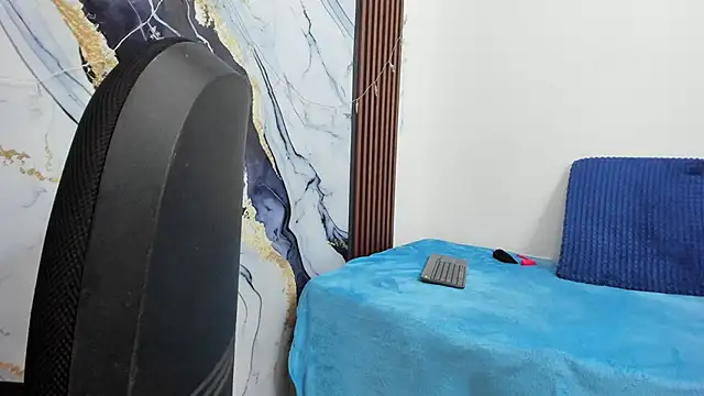 bonnyy26 live sex cam