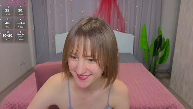 LuluChiiii live sex cam