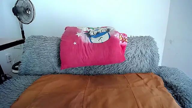 krityn_12 live sex cam