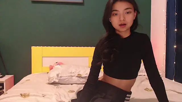 Shy_Kira's cam snapshot