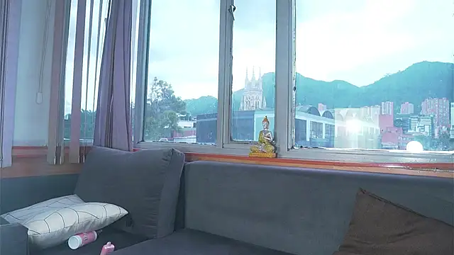 Megan_Lim's cam snapshot