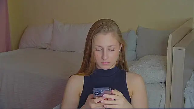 BritneyCruze's cam snapshot