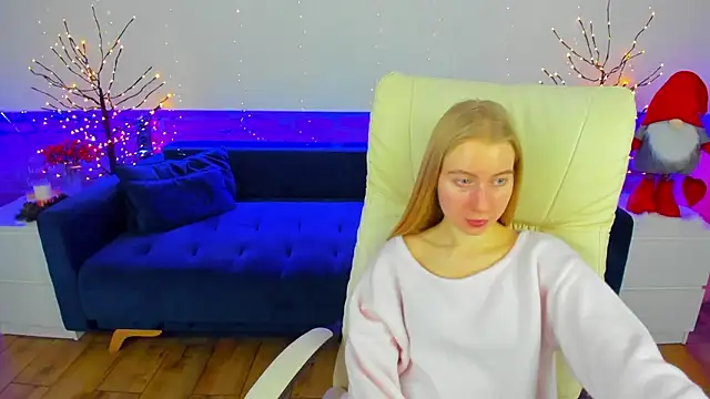 Alina_Blonde's cam snapshot