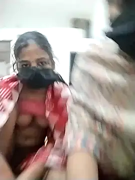 Hot-komall's cam snapshot