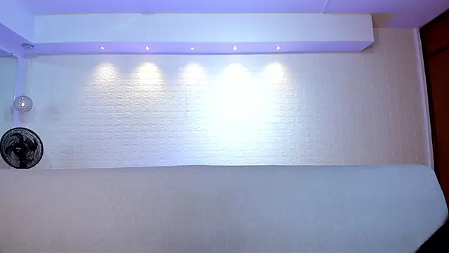 violet_scott live sex cam