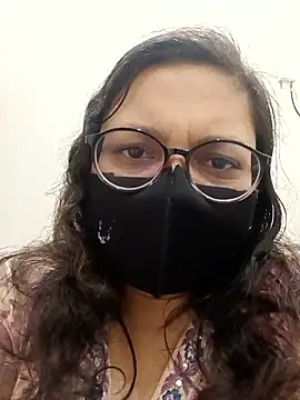 piryasharma005's cam snapshot