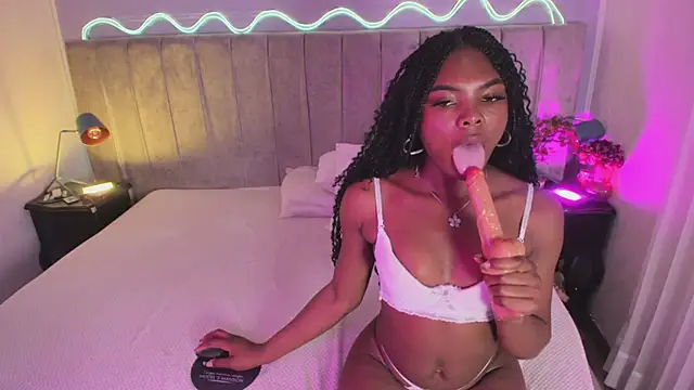 Aura_sun's cam snapshot