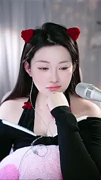 Dou-Dou-er live sex cam