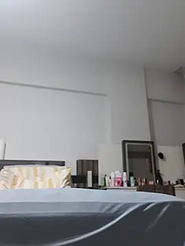 Gunessolen01 live sex cam