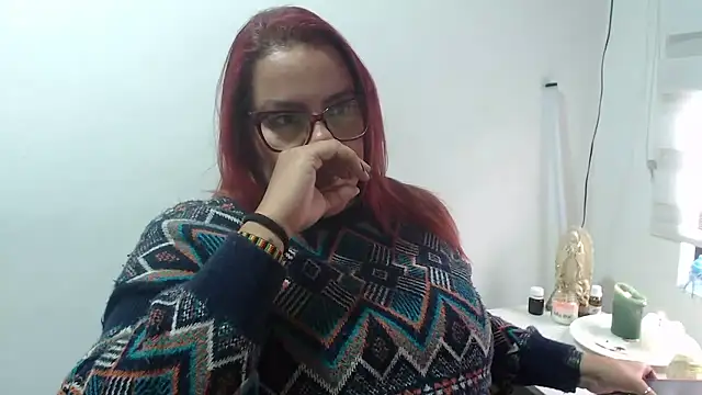 Rebecagiraut live sex cam