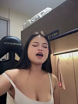 Toffee-00 live sex cam