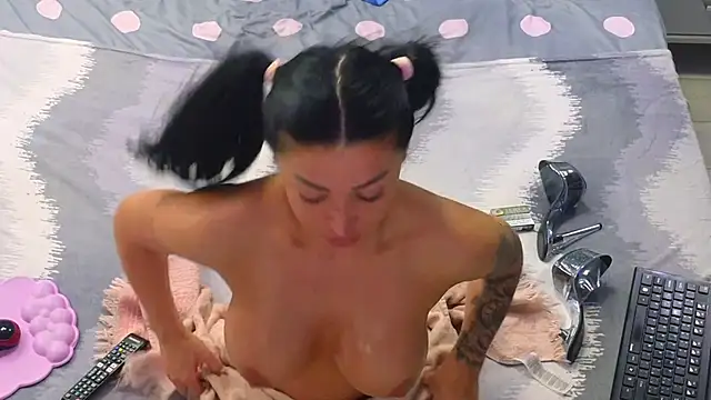 Theowonder live sex cam