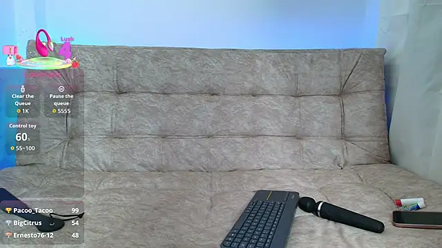 Megan_Ivy's cam snapshot