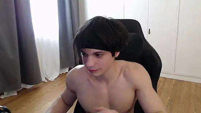 SasukeUhchiaa live sex cam