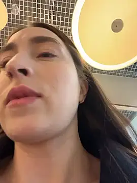 Holly_Play live sex cam