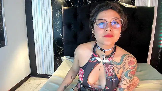 Julieta_nori's cam snapshot