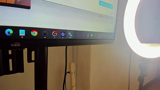 Berlinht's cam snapshot