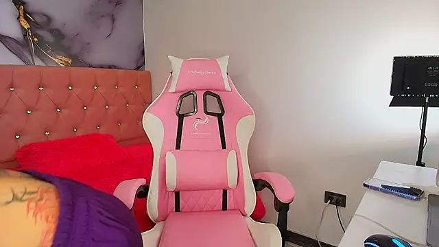 Evangeline_heell's cam snapshot