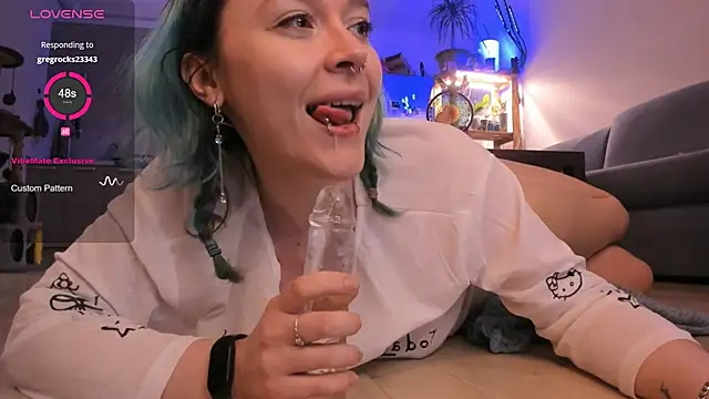 alisahug's cam snapshot