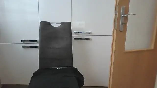 johnnym1 live sex cam