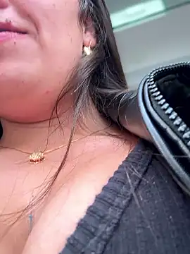 LIZ-06_ live sex cam