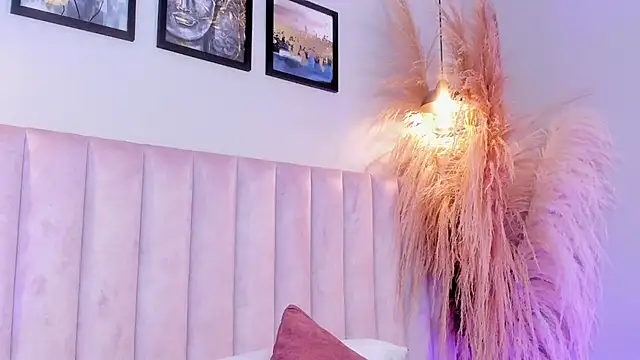 Mia__Walker live sex cam