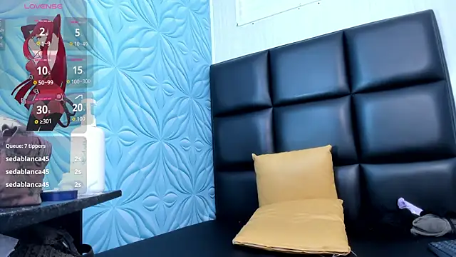 Cleopatra_Trans live sex cam